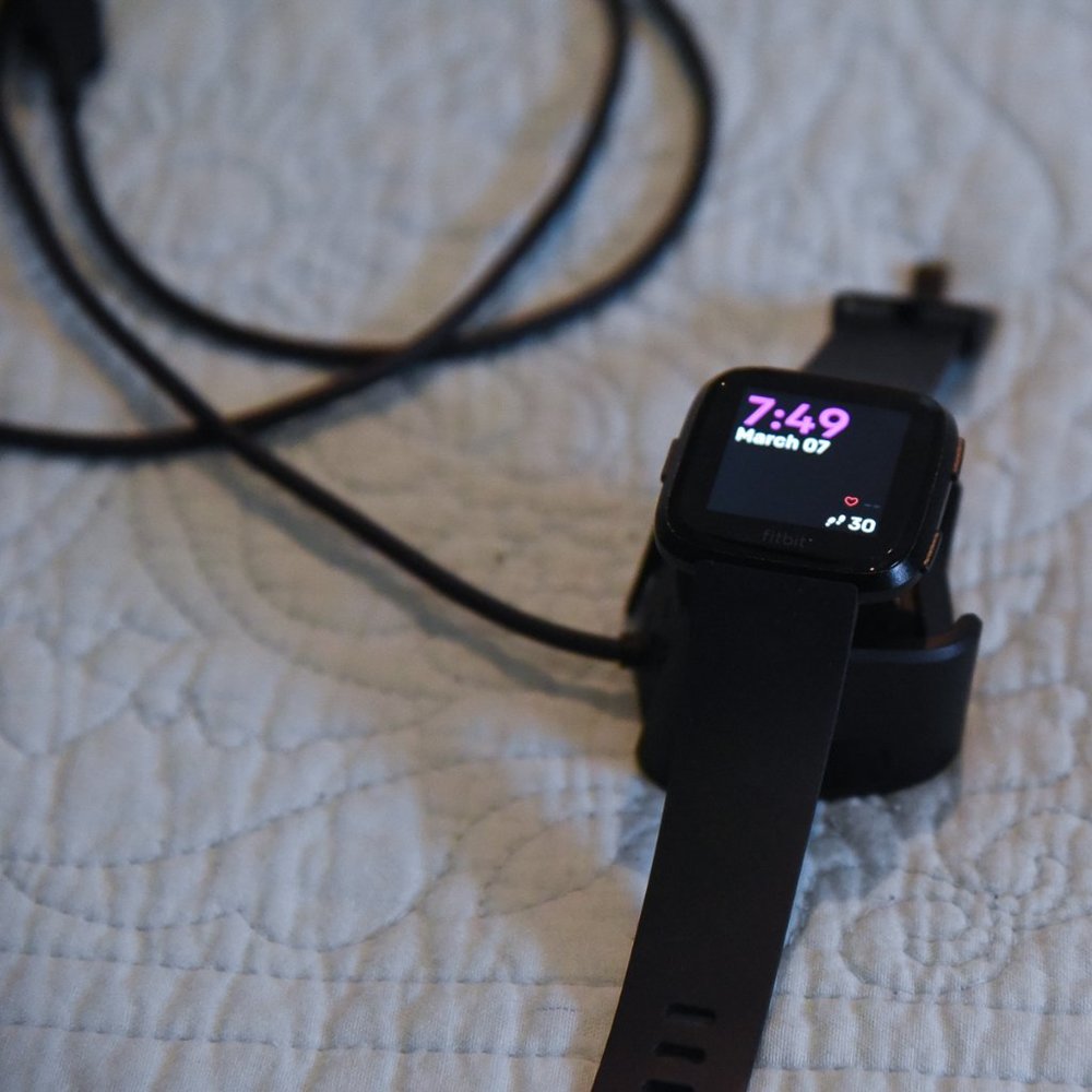Fitbit Versa with Charger